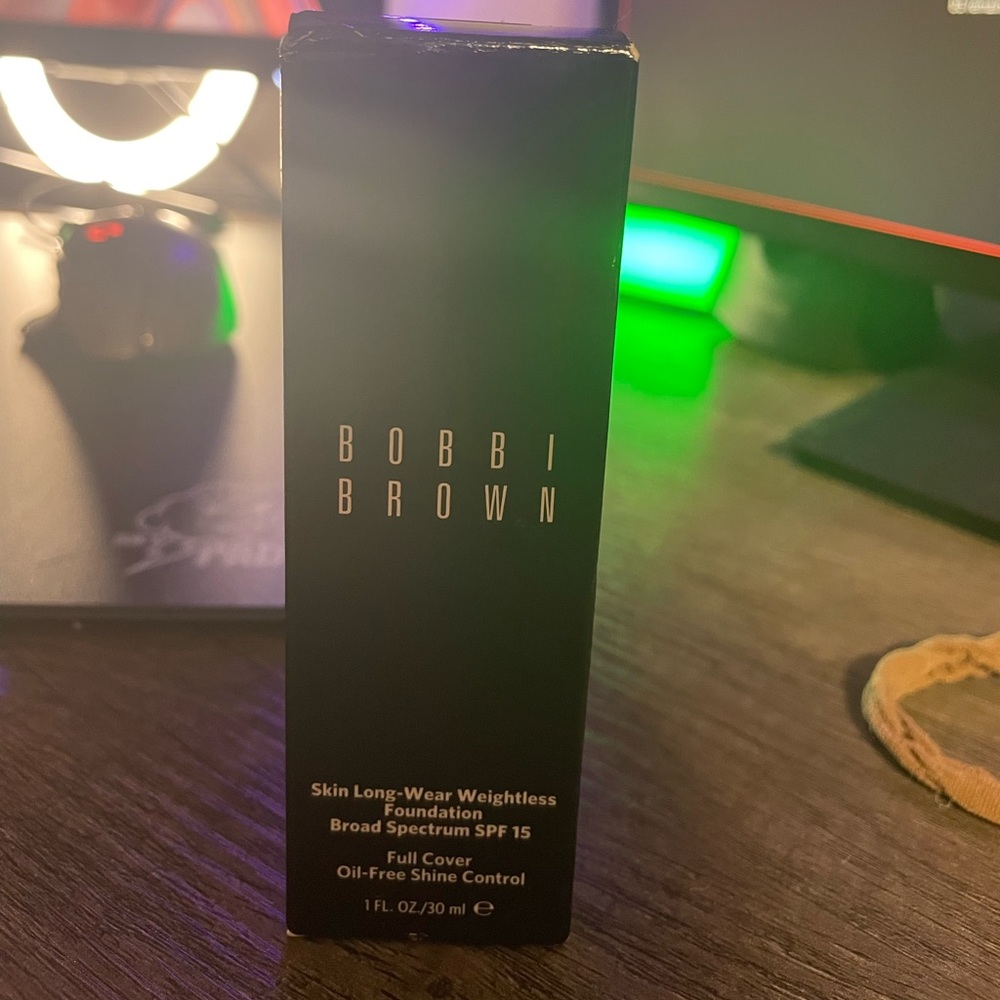 NEW! Bobby Brown skin long wear weightless foundation - N-060 neutral honey